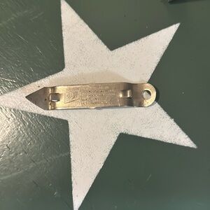 $5 bundled - VTG Schlitz beer 🍺 opener - The beer that made Wilwaukee famous